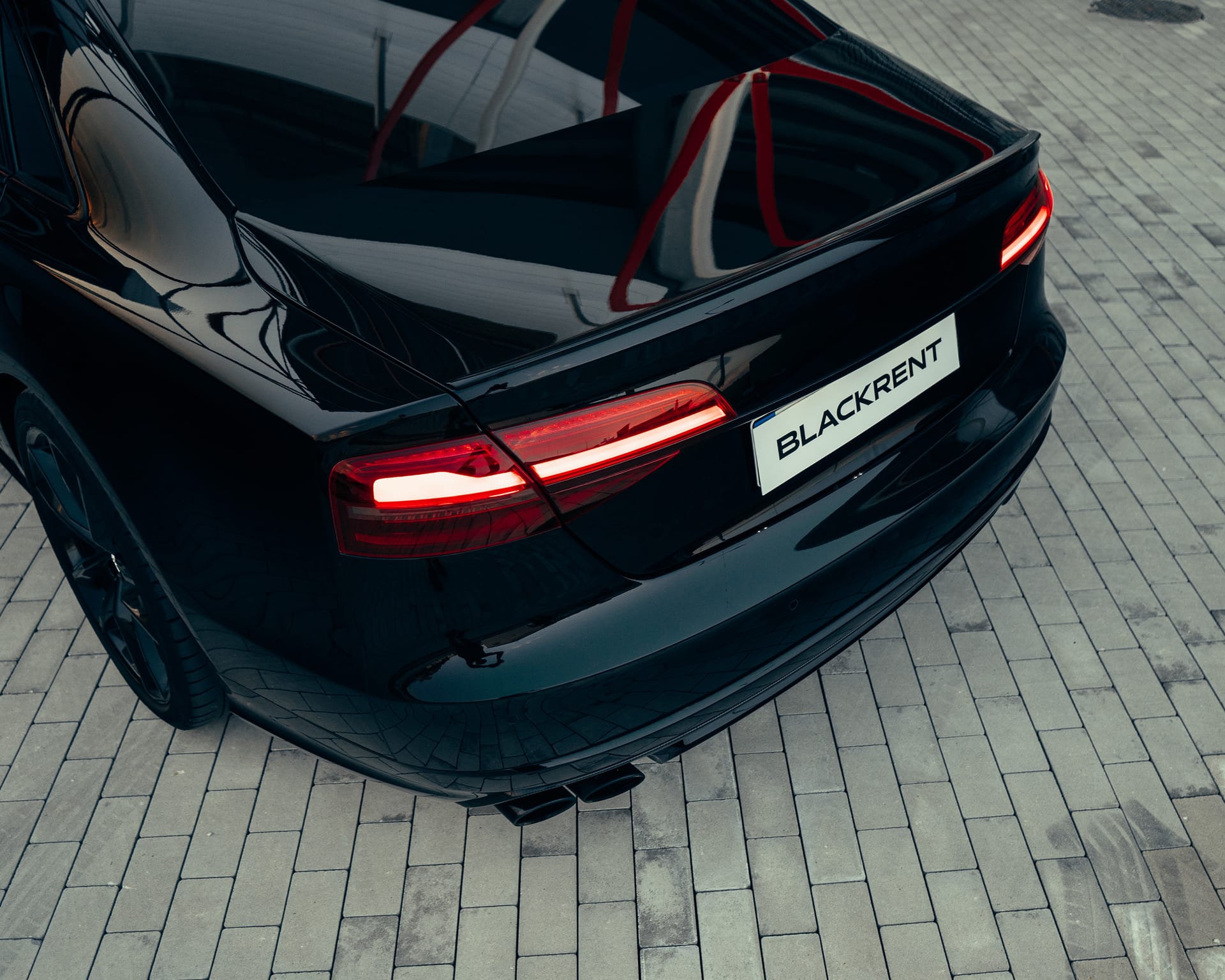 Car photo 18
